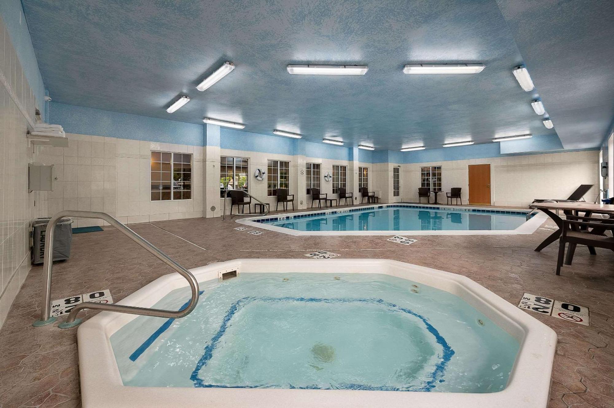 Comfort Inn & Suites Fenton Zewnętrze zdjęcie