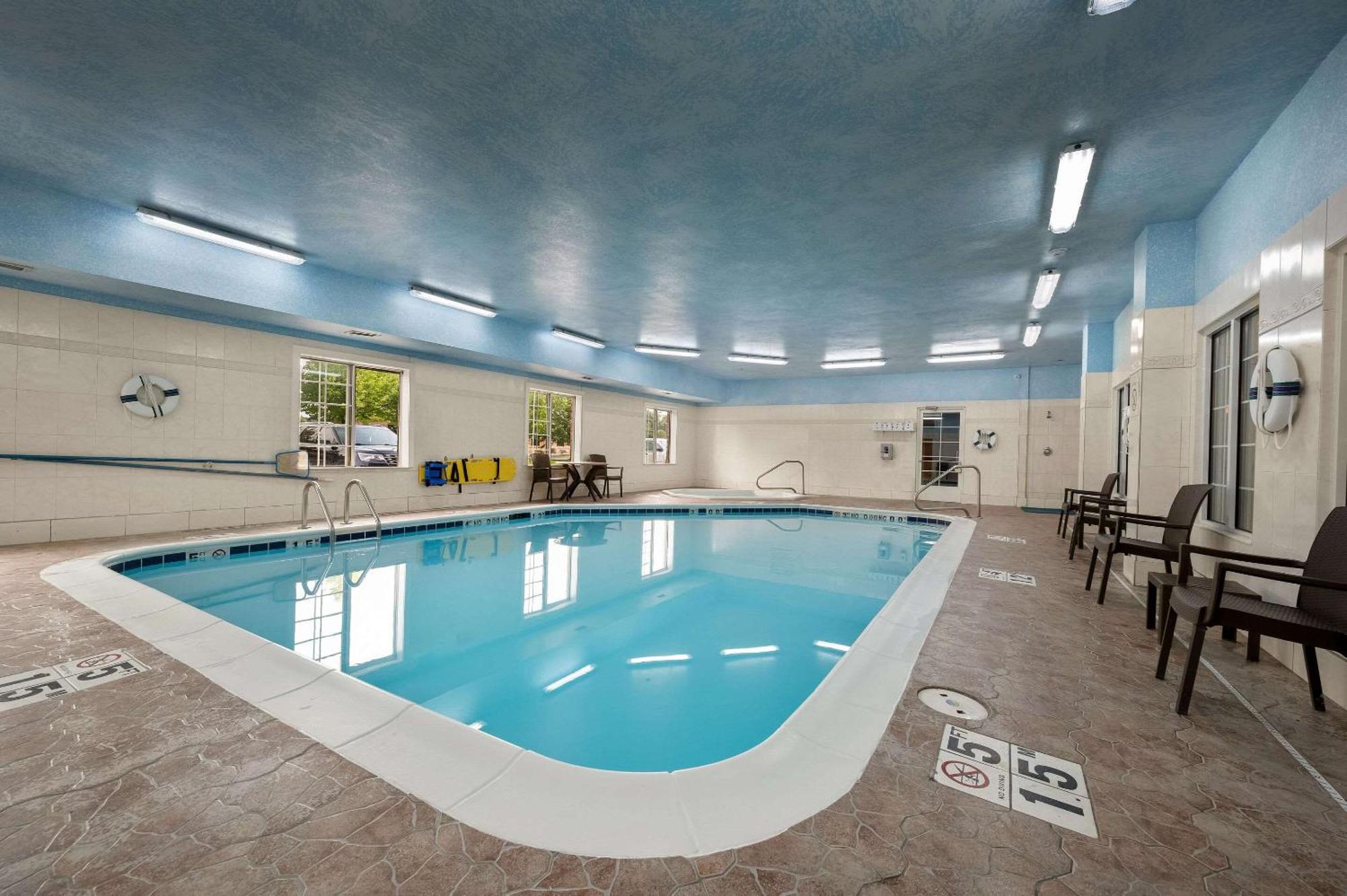 Comfort Inn & Suites Fenton Zewnętrze zdjęcie