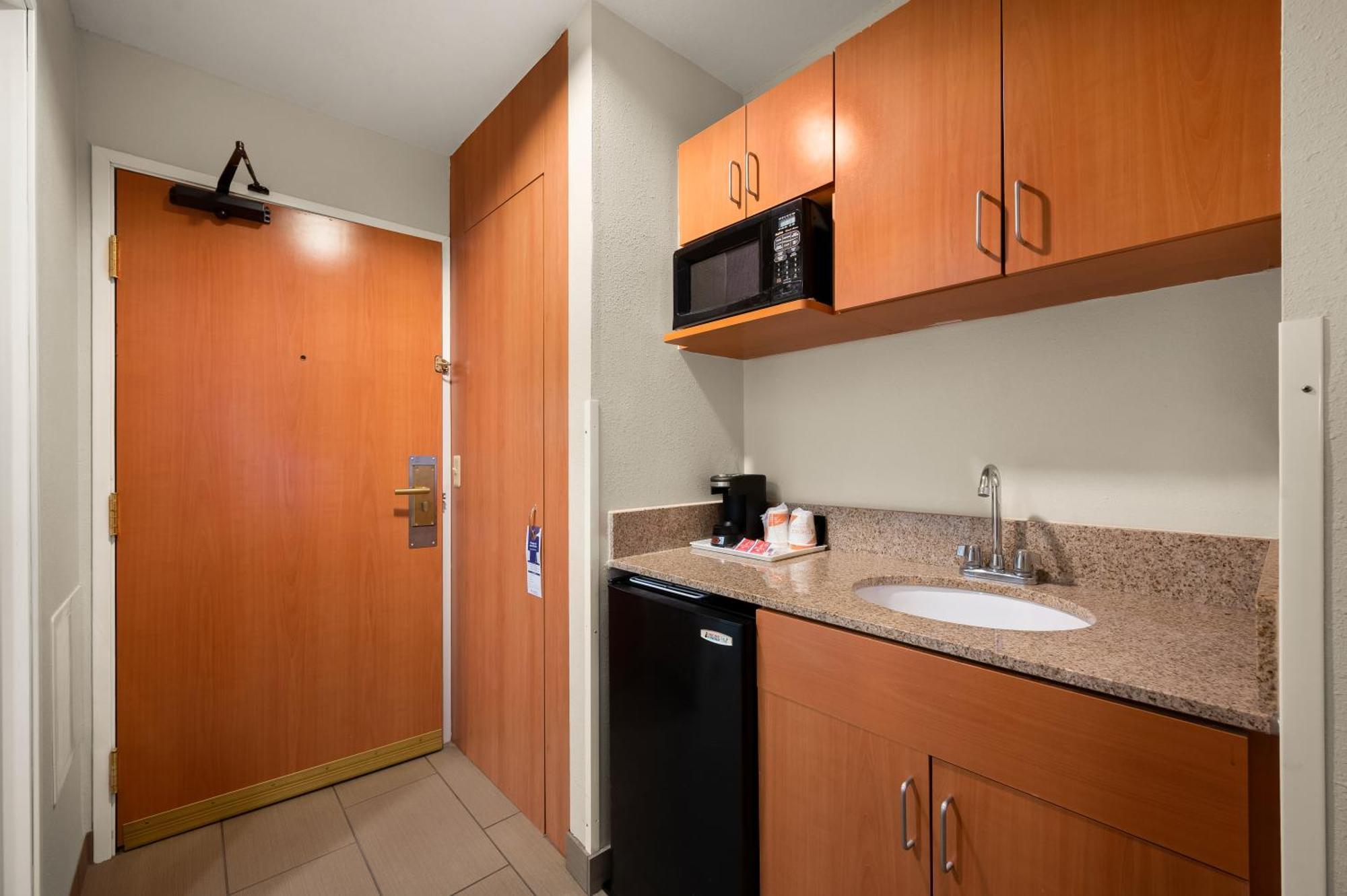 Comfort Inn & Suites Fenton Zewnętrze zdjęcie
